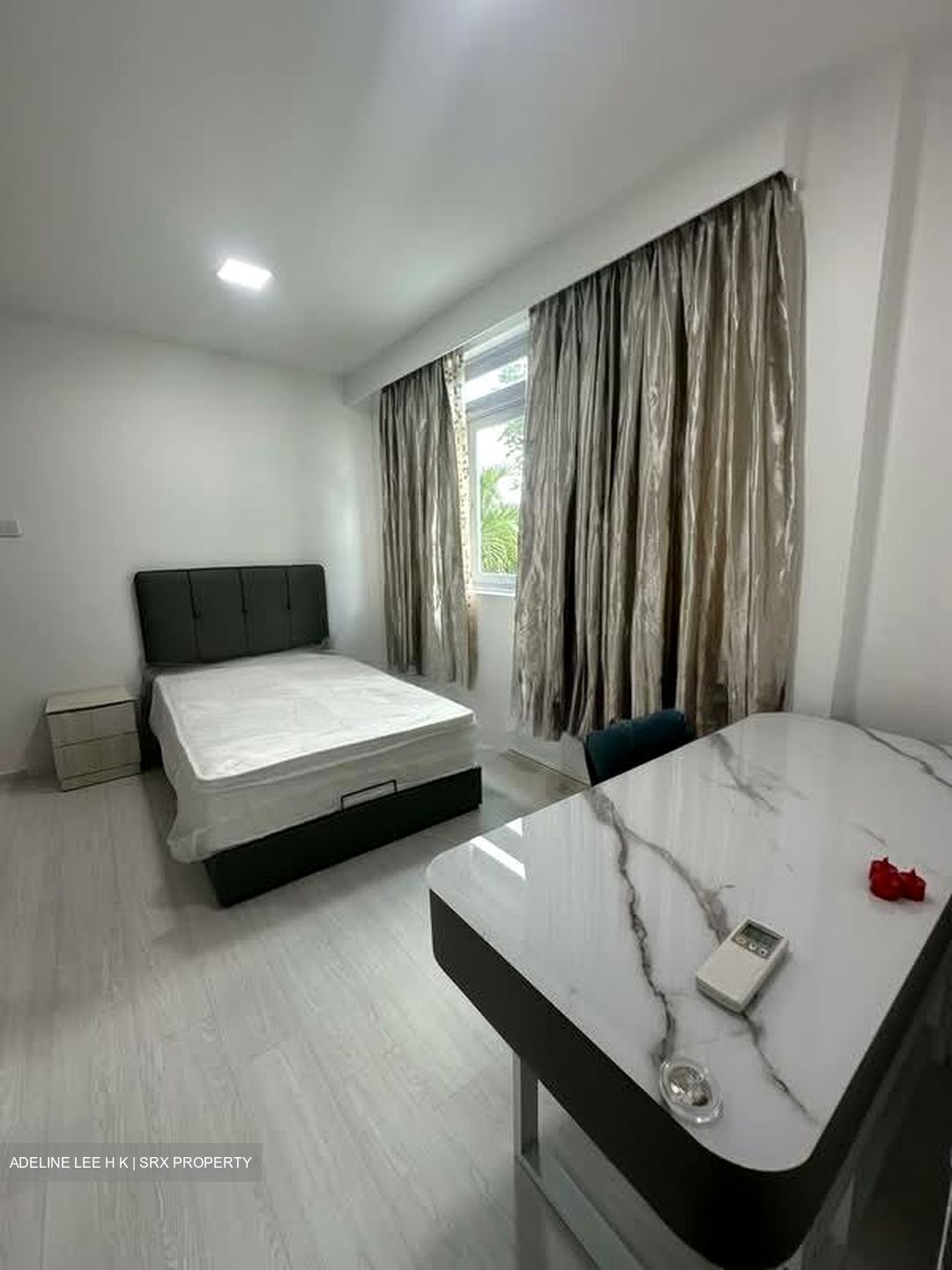 Westwood Crescent (D22), Semi-Detached #566099021